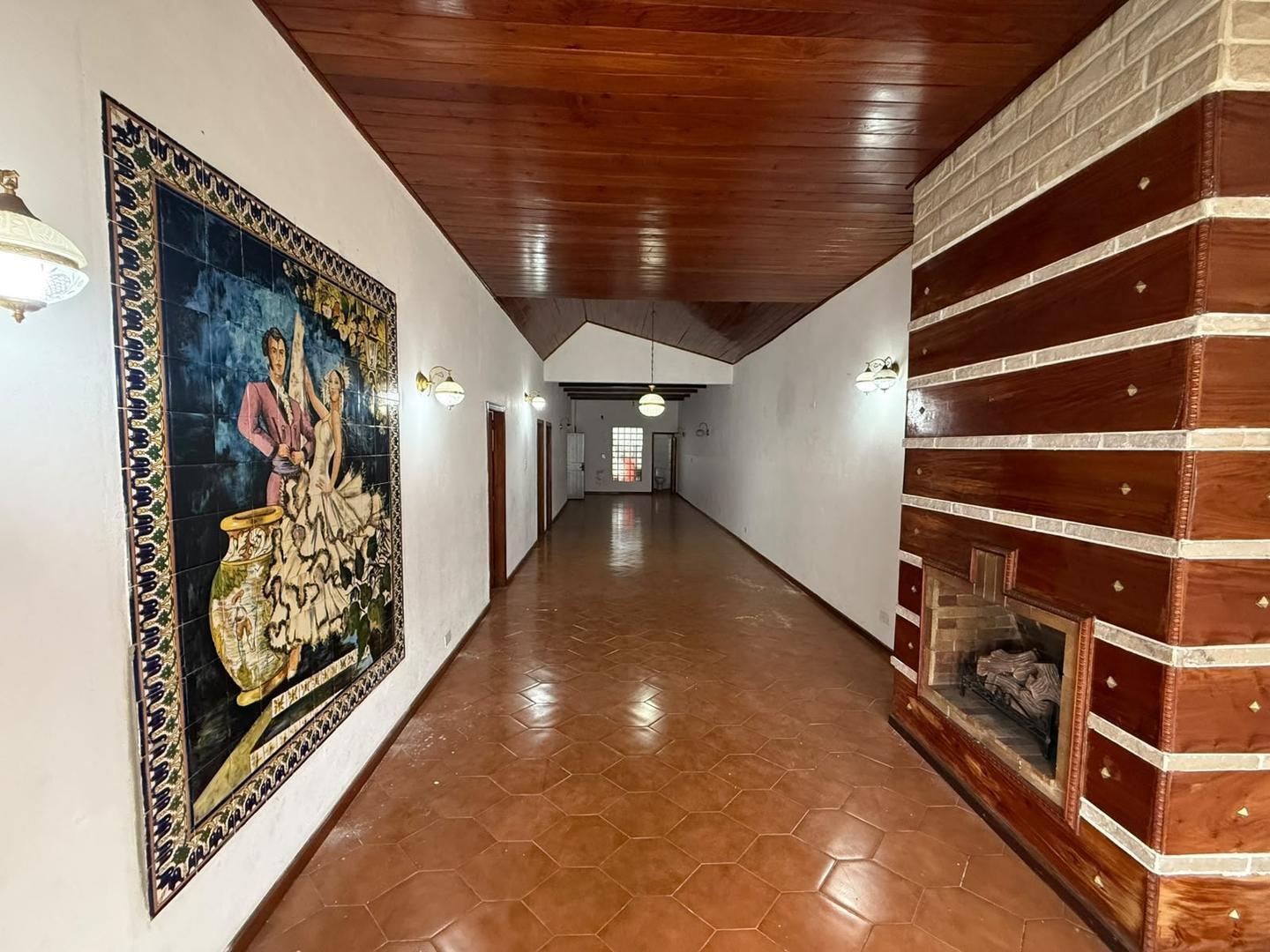 Foto de Casa de uso comercial 3 ambientes Alquiler Ramos Mejía, imagen 3