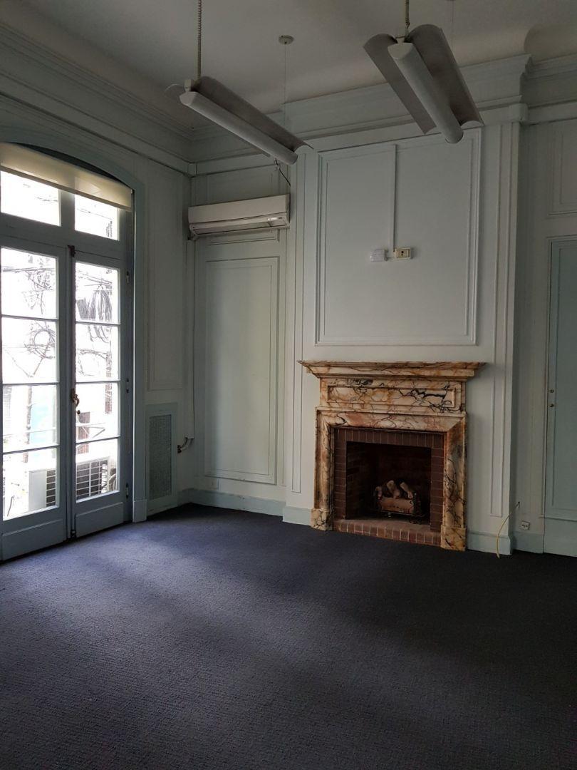 Edificio / Petit Hotel en Venta con Renta 3