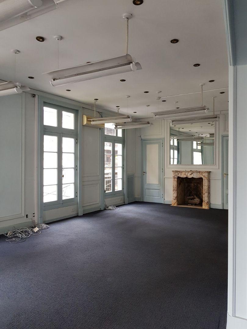 Edificio / Petit Hotel en Venta con Renta 1