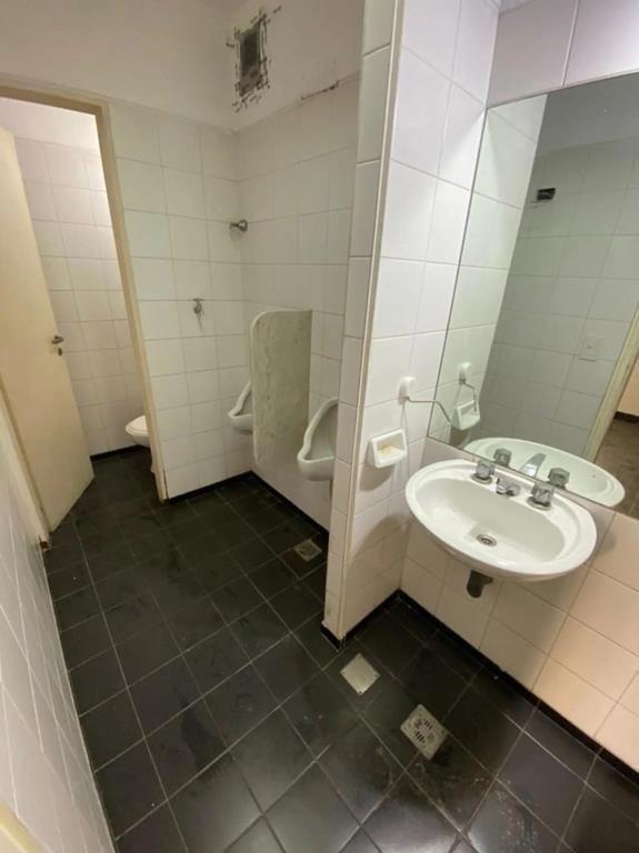 Foto de Local en Venta en Microcentro / Retiro de 560 m2 resuelto e, imagen 3