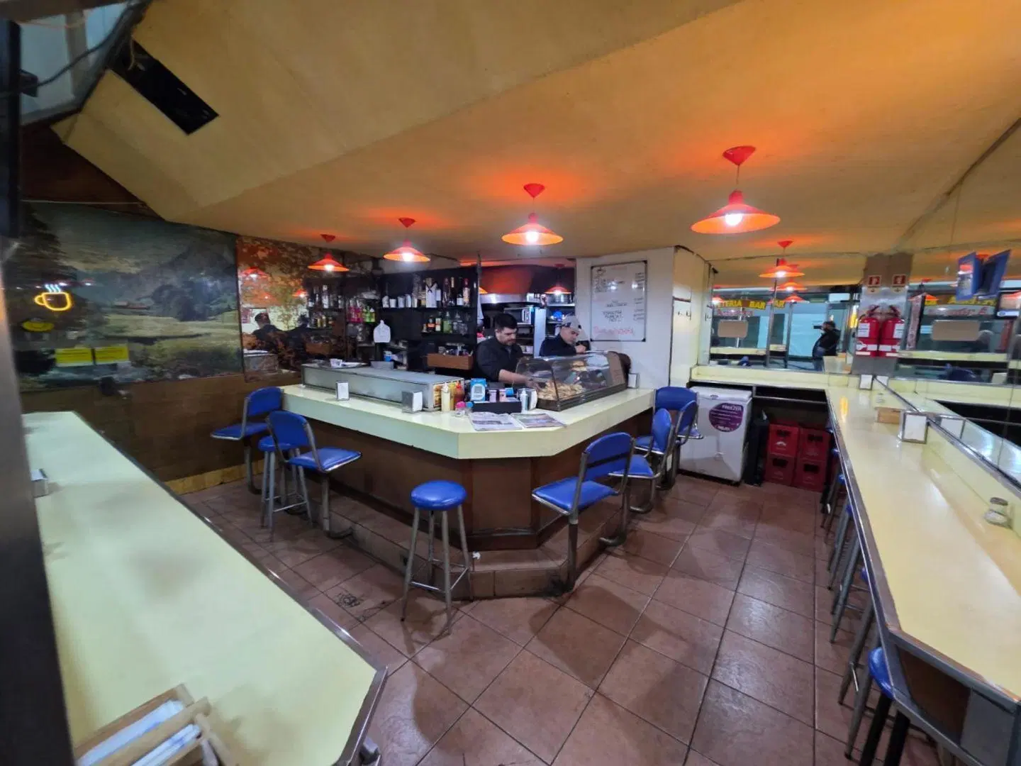 2 Locales en Venta con Renta en Microcentro 5