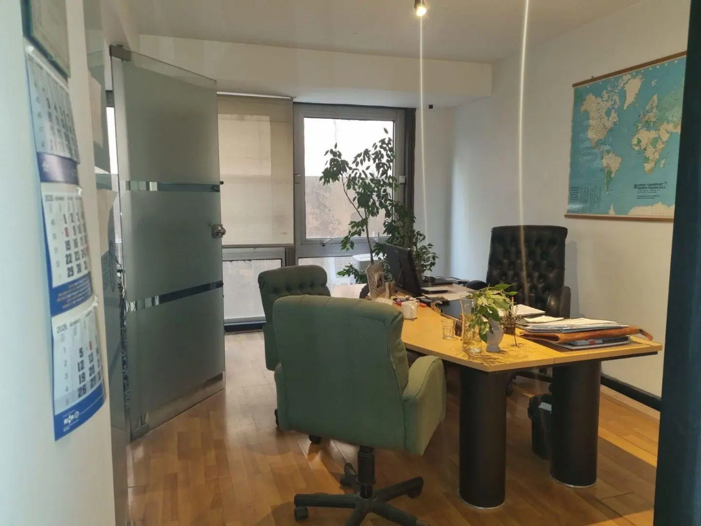 Oficina en venta con renta en Microcentro 4 ambientes / opci 3