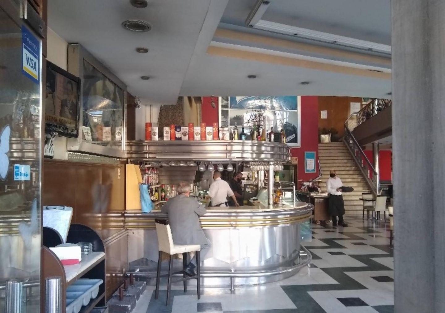 Foto de Local en Alquiler en esquina apto Gastronomía, imagen 3