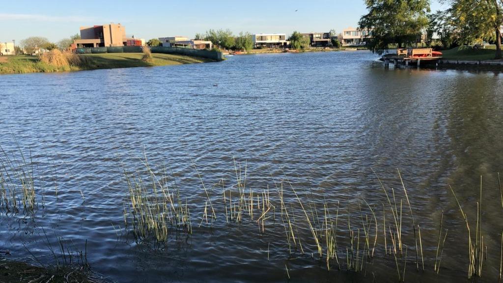 EL CANTON NORTE a Estrenar Sobre Agua