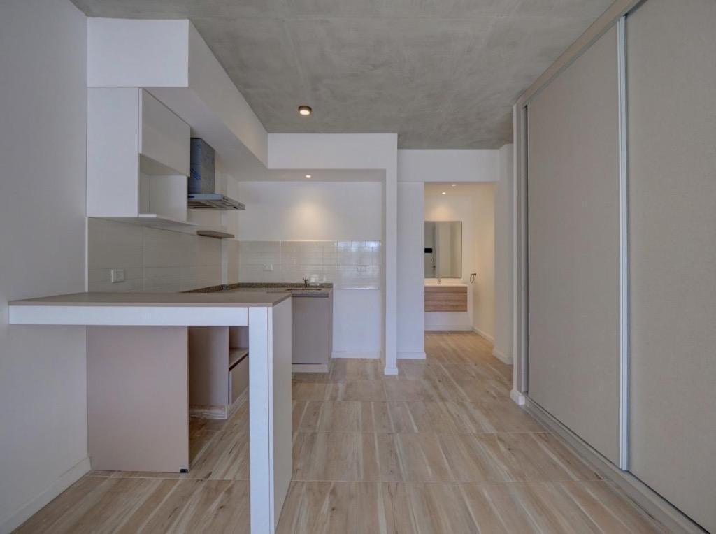 Foto de DEPARTAMENTO 1 AMBIENTE - FLORESTA, CAPITAL FEDERAL, imagen 2