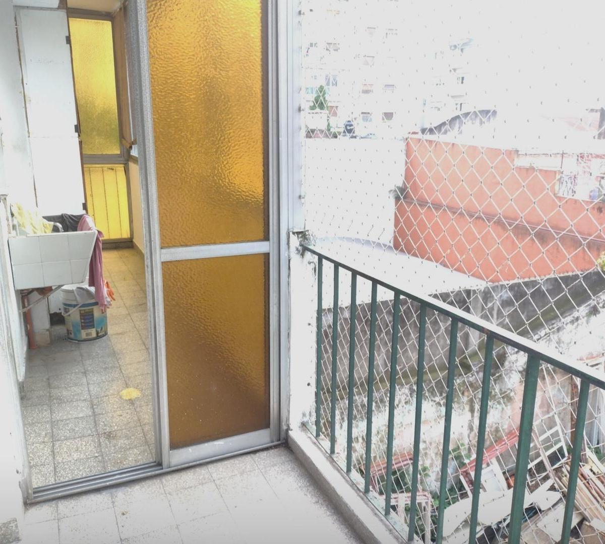 3 Ambientes Balcón Corrido C/frte Apto Prof - Apto Credito 5