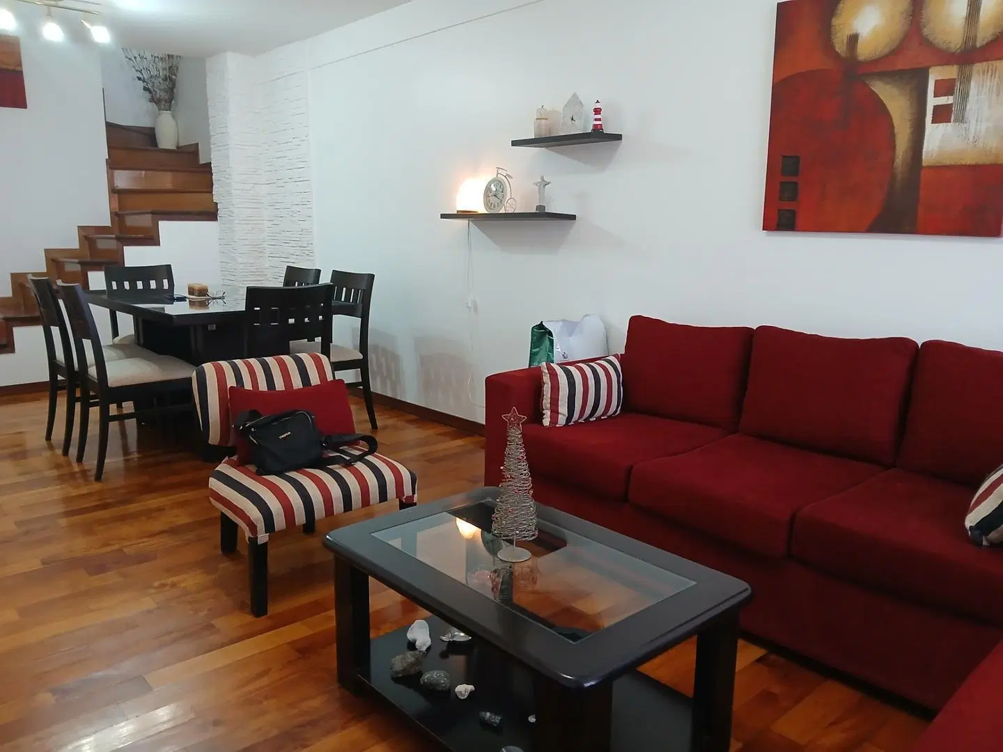 Hermoso triplex c/ fondo - cochera doble, 3 ó 4 dorm 2