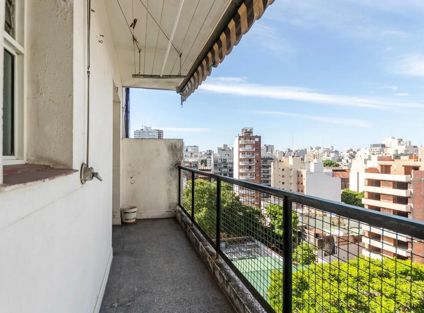 RESERVADO !!! Contrafrente I piso alto I vista abierta 5