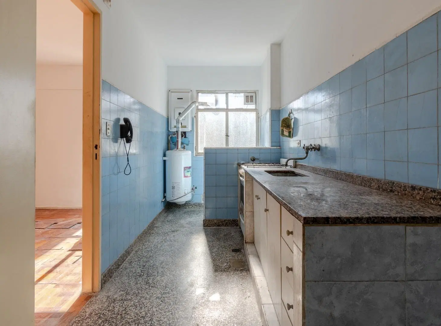 Amplios ambientes I luminoso I cocina con lavadero integrado 3