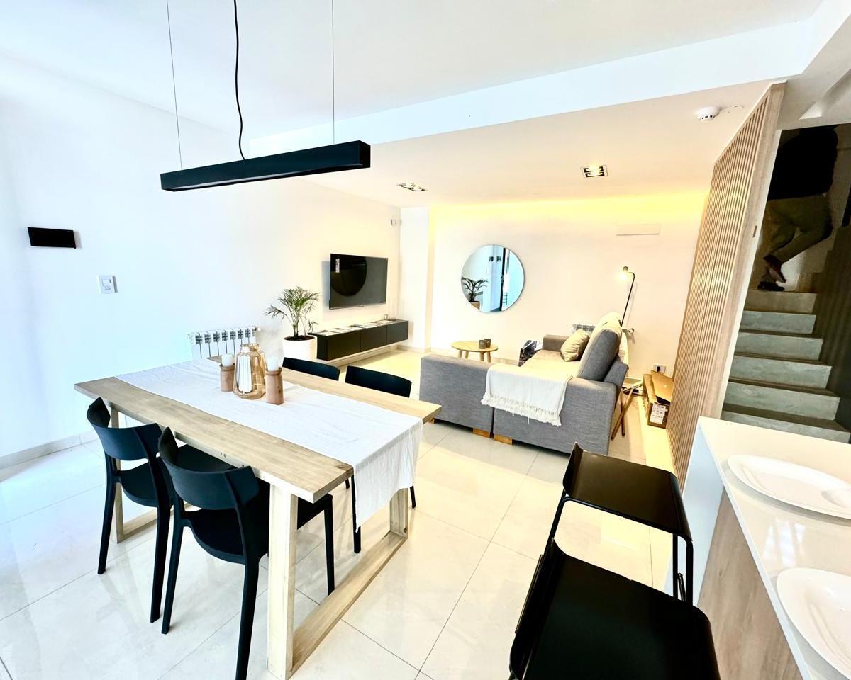Foto de Venta Departamento 3 dormitorios Pileta Parrillero Construcción, imagen 2