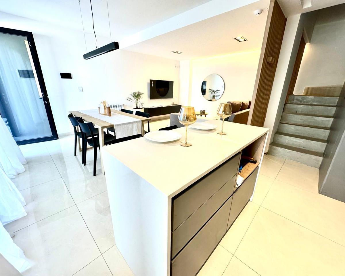 Venta Departamento 4 Dorm. en Construcción, Fisherton! 3