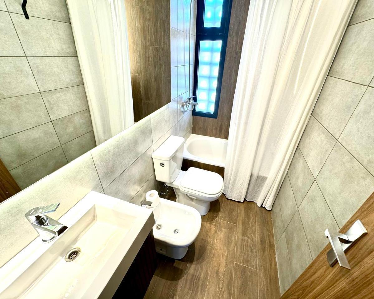 Venta Departamento 4 Dorm. en Construcción, Fisherton! 4