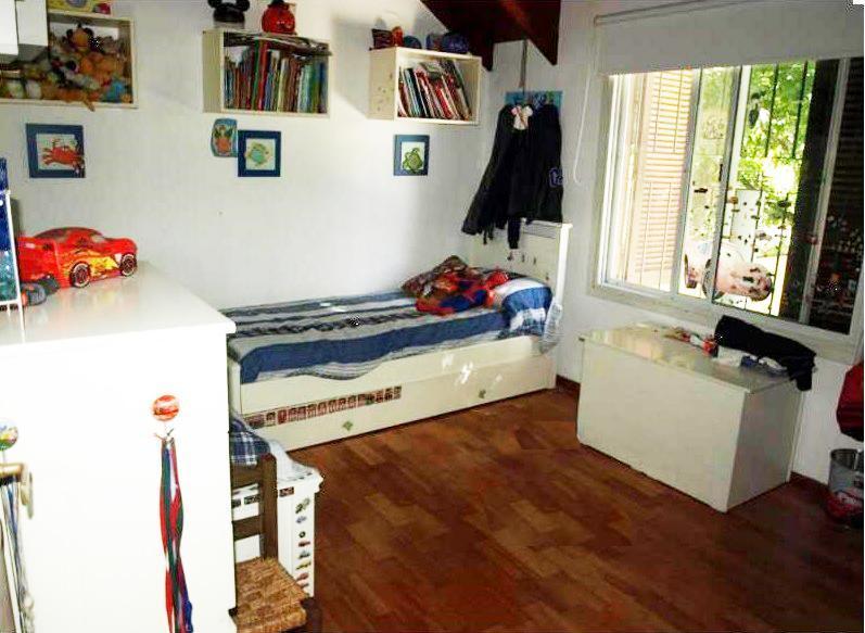 Venta Casa 4 Dorm. Impecable Fisherton 1