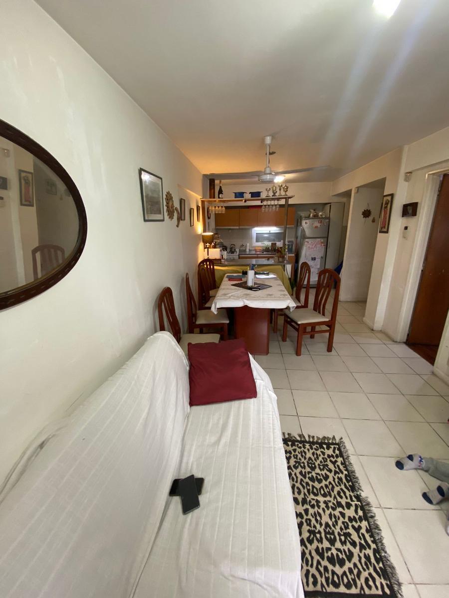 Venta. Amplio y Luminoso 1 Dormitorio - Pichincha Rosario 3
