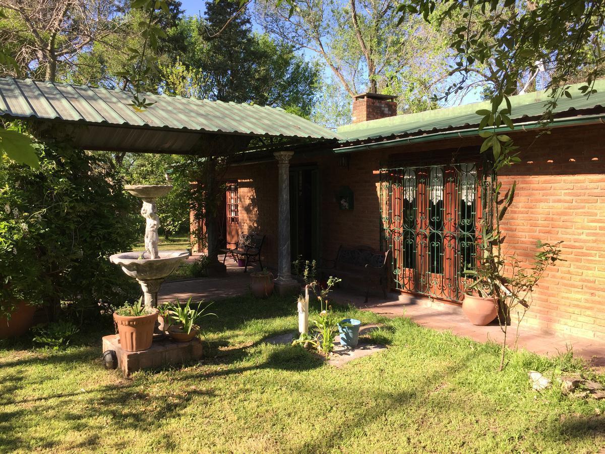 Venta Casa 2 dormitorios amplio jardin    Andino Santa Fe