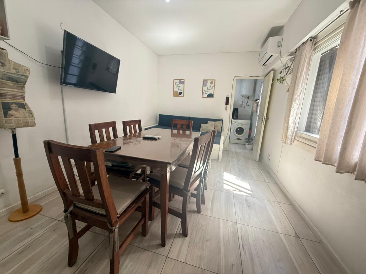 Foto de Venta Rosario Departamento 1 dormitorio escalera balcón Apto Credito, imagen 4