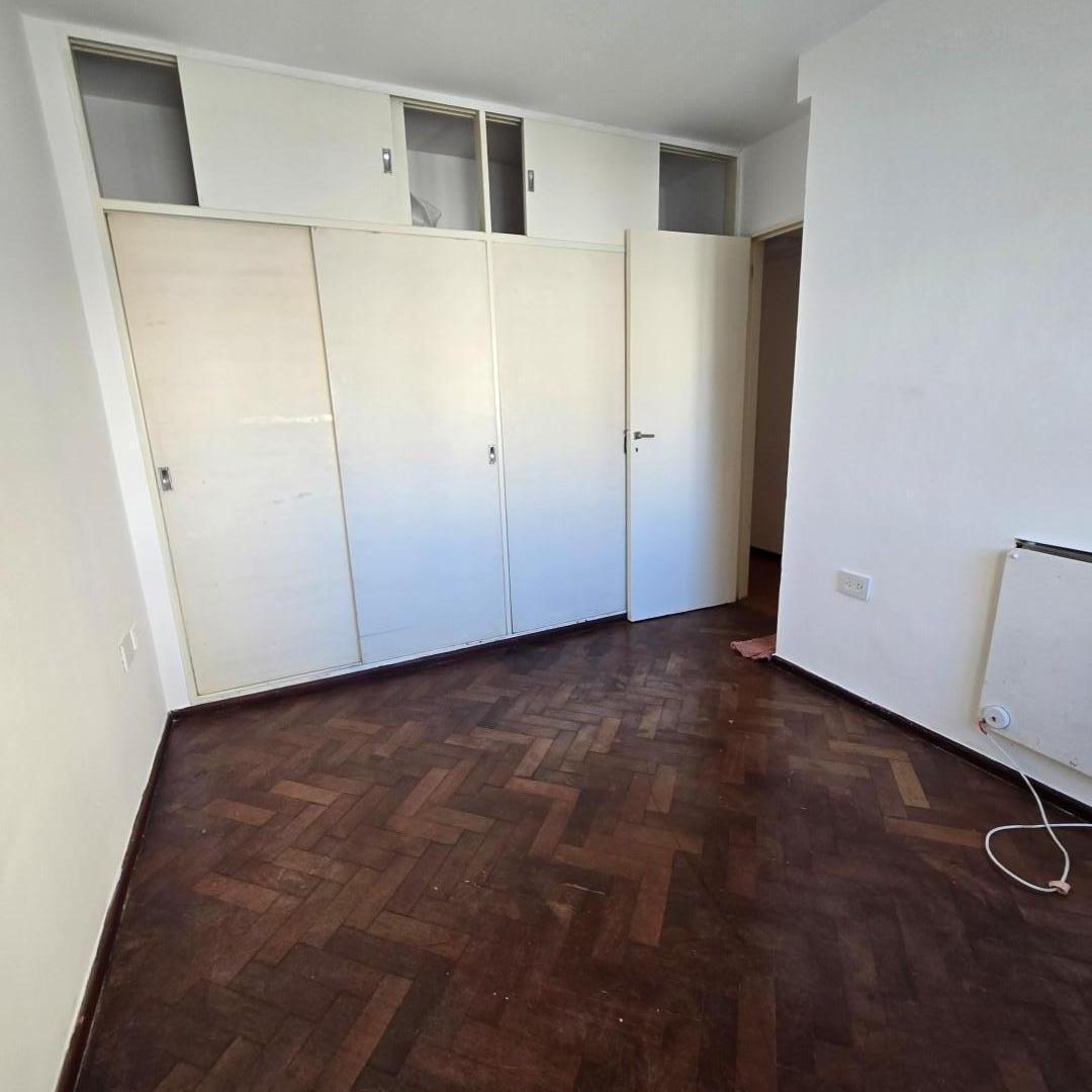Foto de Venta Departamento Rosario. Barrio Martin. Ventilacion cruzada., imagen 2