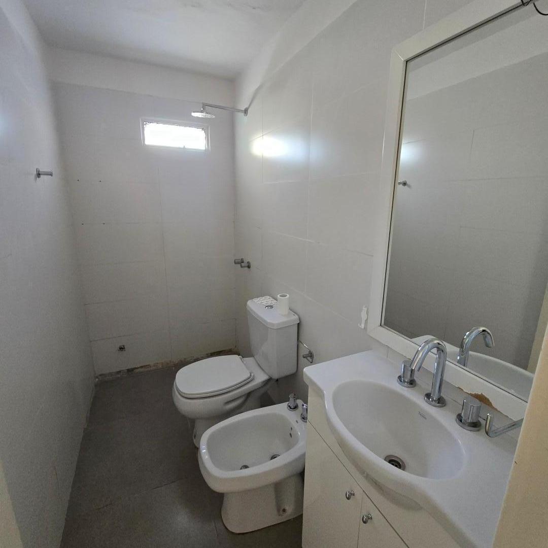 Foto de Venta Departamento Rosario. Barrio Martin. Ventilacion cruzada., imagen 5