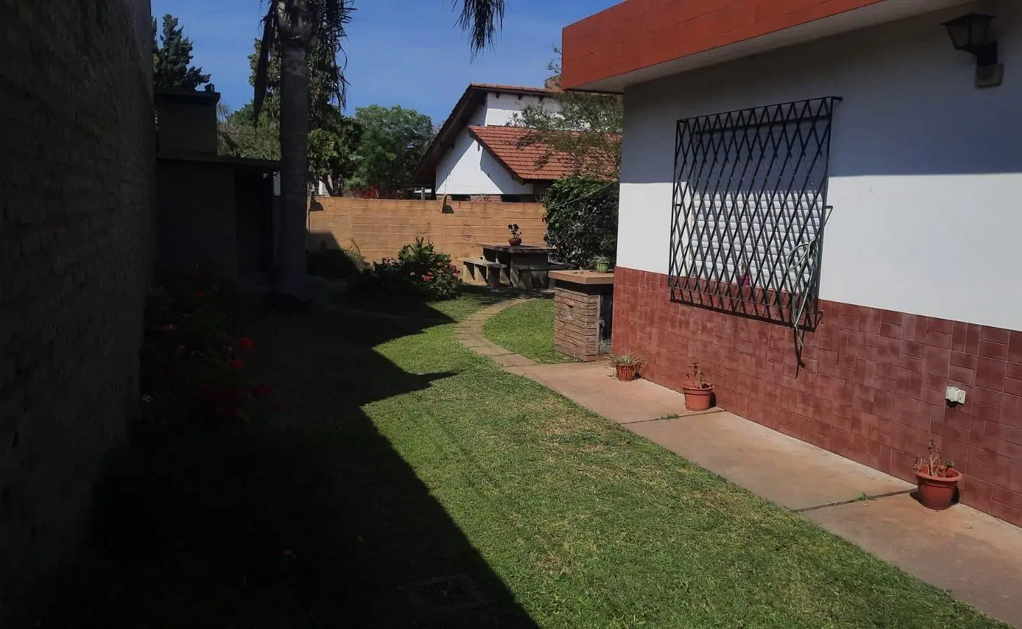 Venta Casa 2 dormitorios Pileta Barrio Santa Rita a metros  del Rio Granadero Baigorria 5