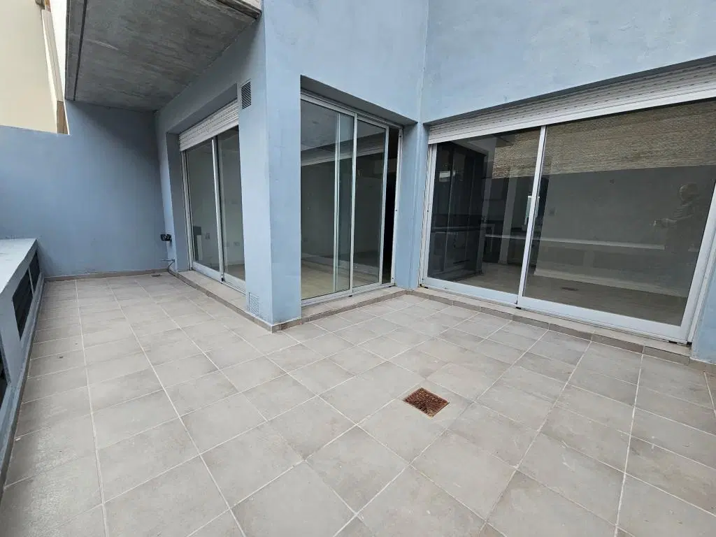 Venta Departamento mono ambiente  Rosario Pichincha  Con Patio  a estrenar 4