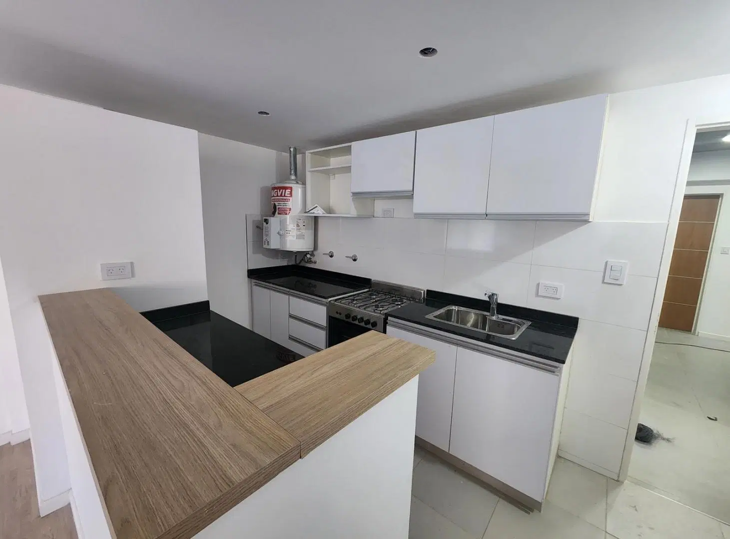 Alquiler Departamento Rosario 1 dormitorio más comodín Pichincha Balcón Frente Gas 4