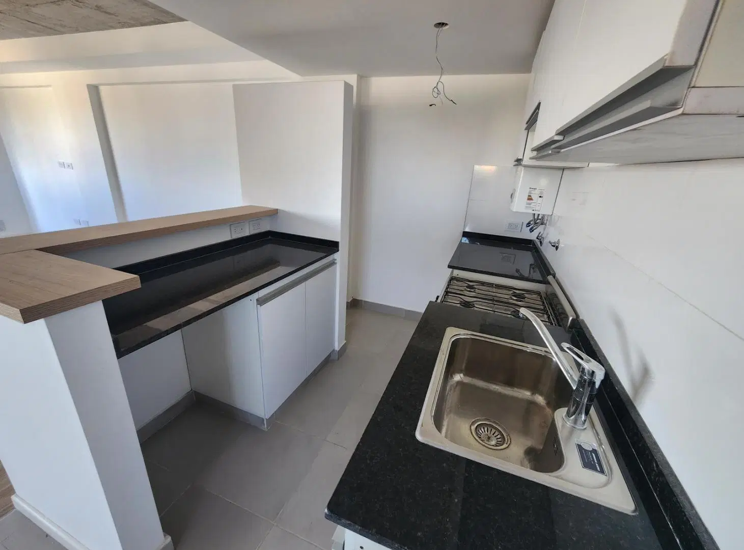 Alquiler Departamento Rosario 1 dormitorio más comodín Pichincha Balcón Frente Gas 3