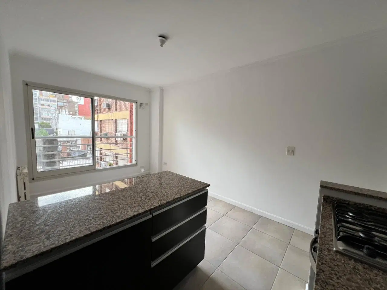 Alquiler Deptartamento Rosario 1 dormitorio Centro Impecable con balcón 4