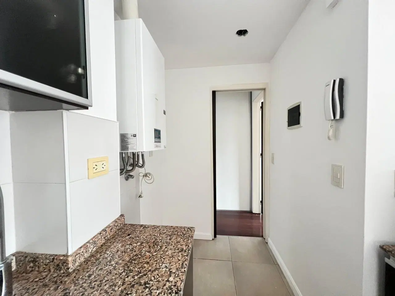 Alquiler Deptartamento Rosario 1 dormitorio Centro Impecable con balcón 2