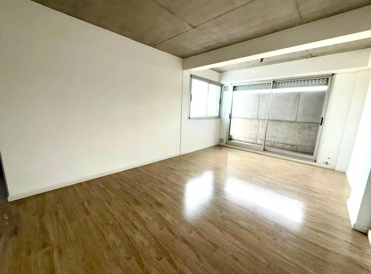 Departamento Rosario 1 dormitorio más comodín Nuevo estrenar Pichincha Balcón Frente Opcion Cochera 4