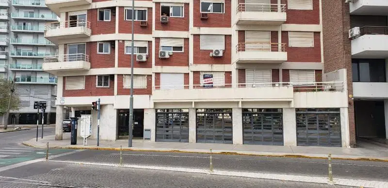 Alquiler Departamento Rosario 3 dormitorios. Dorrego / Río frente a parque excelente vista. 2