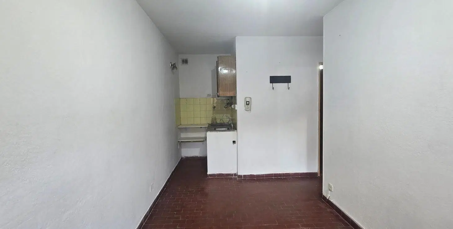 Alquiler Departamento 1 Dormitorio Economico Bajos Gastos Escalera Barrio Lourdes Rosario 3