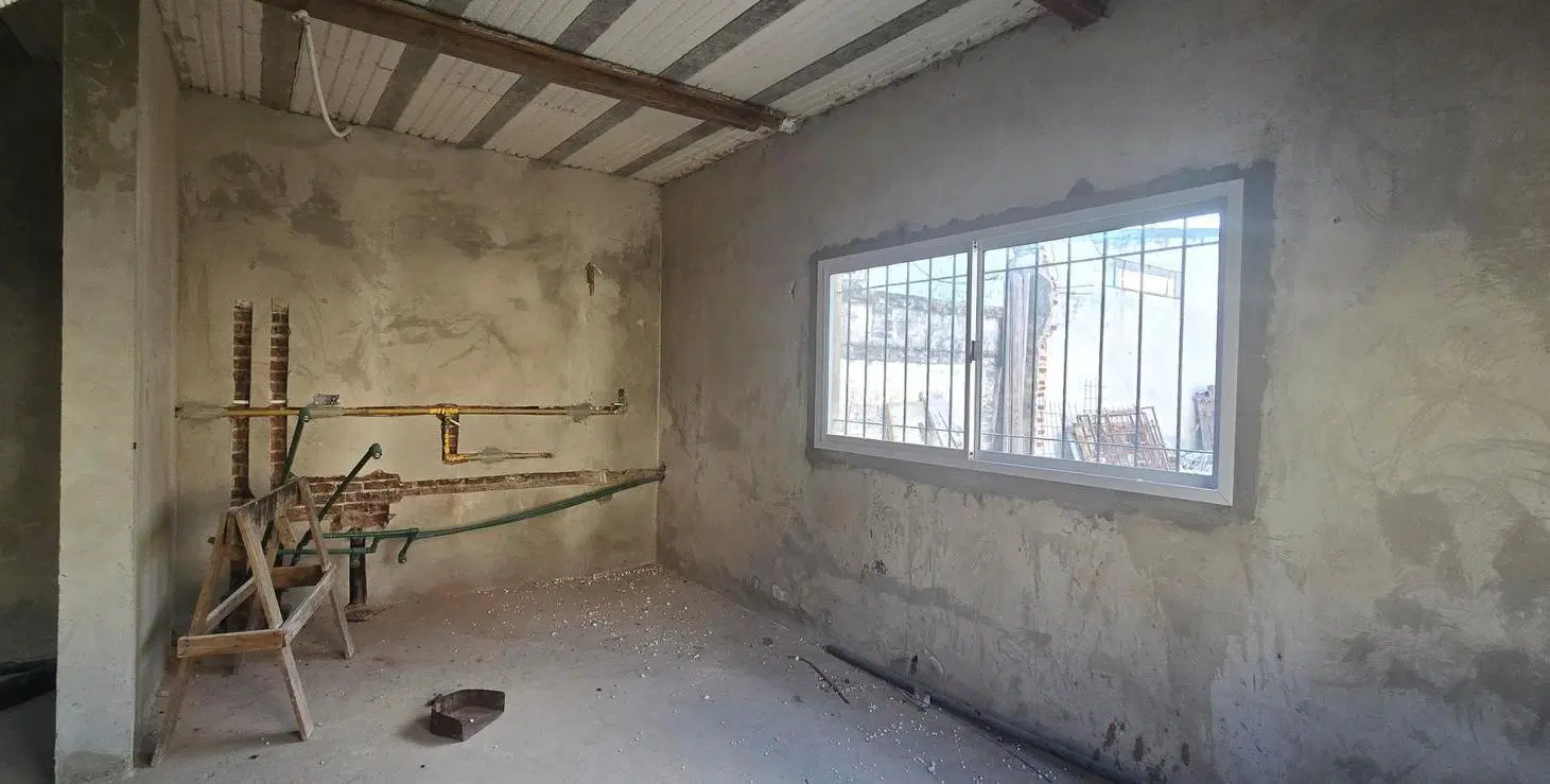 Venta Casa Echesortu Rosario - Interna Unica A Terminar - Dos dormitorios Amplio Jardin - No PH 3