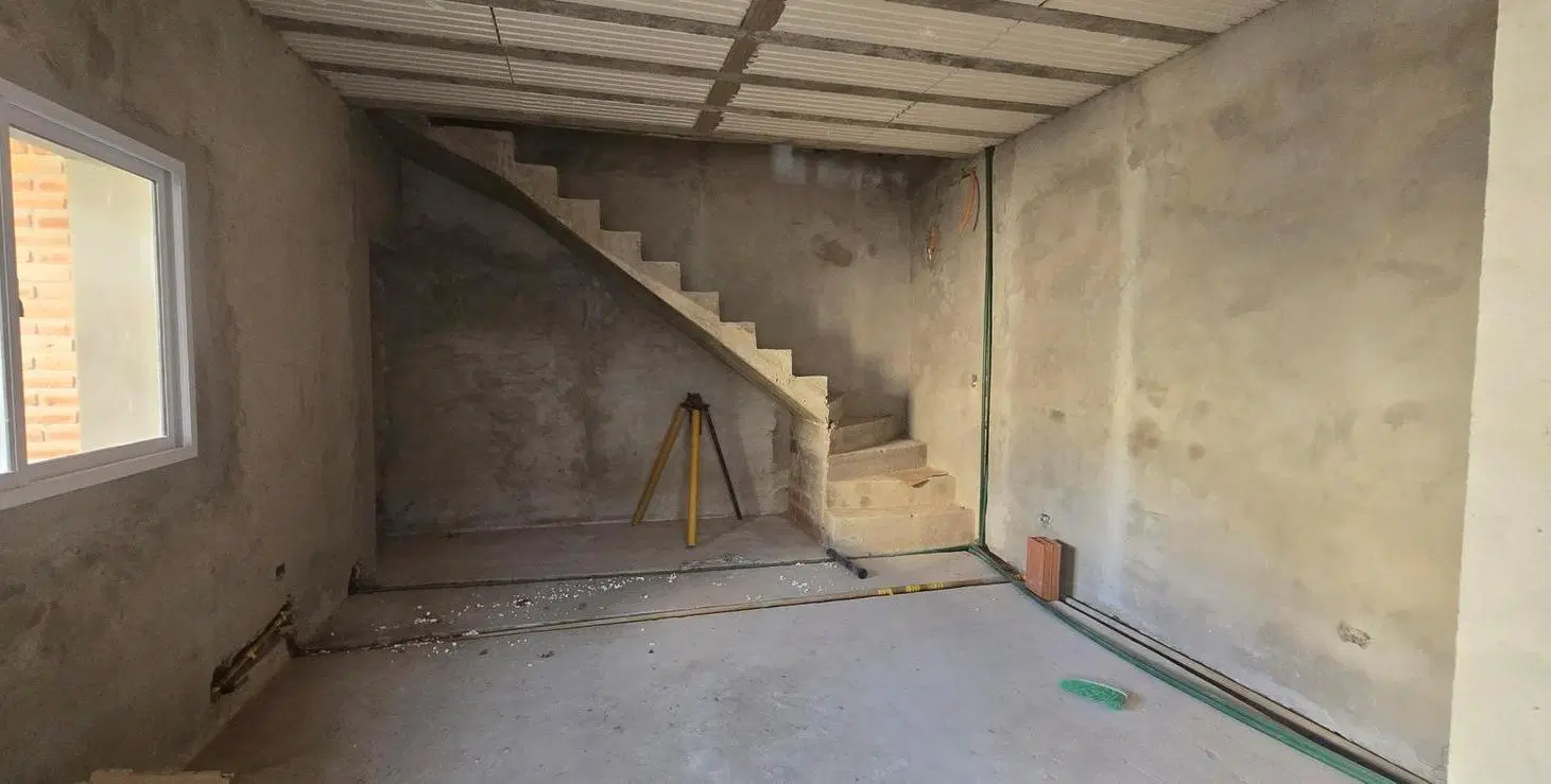 Venta Casa Echesortu Rosario - Interna Unica A Terminar - Dos dormitorios Amplio Jardin - No PH 2