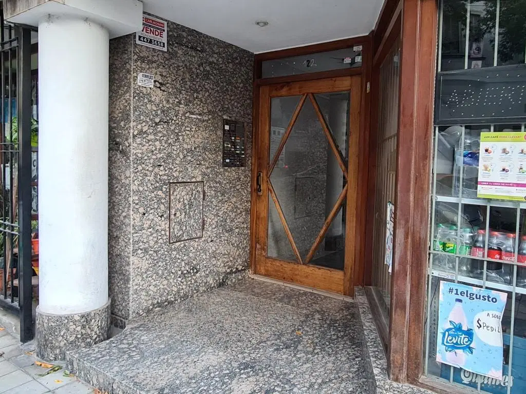 Venta Monoambiente Rosario Alvear y Mendoza Amplio Primero de Escalera Apto Credito Facultades UNR 5