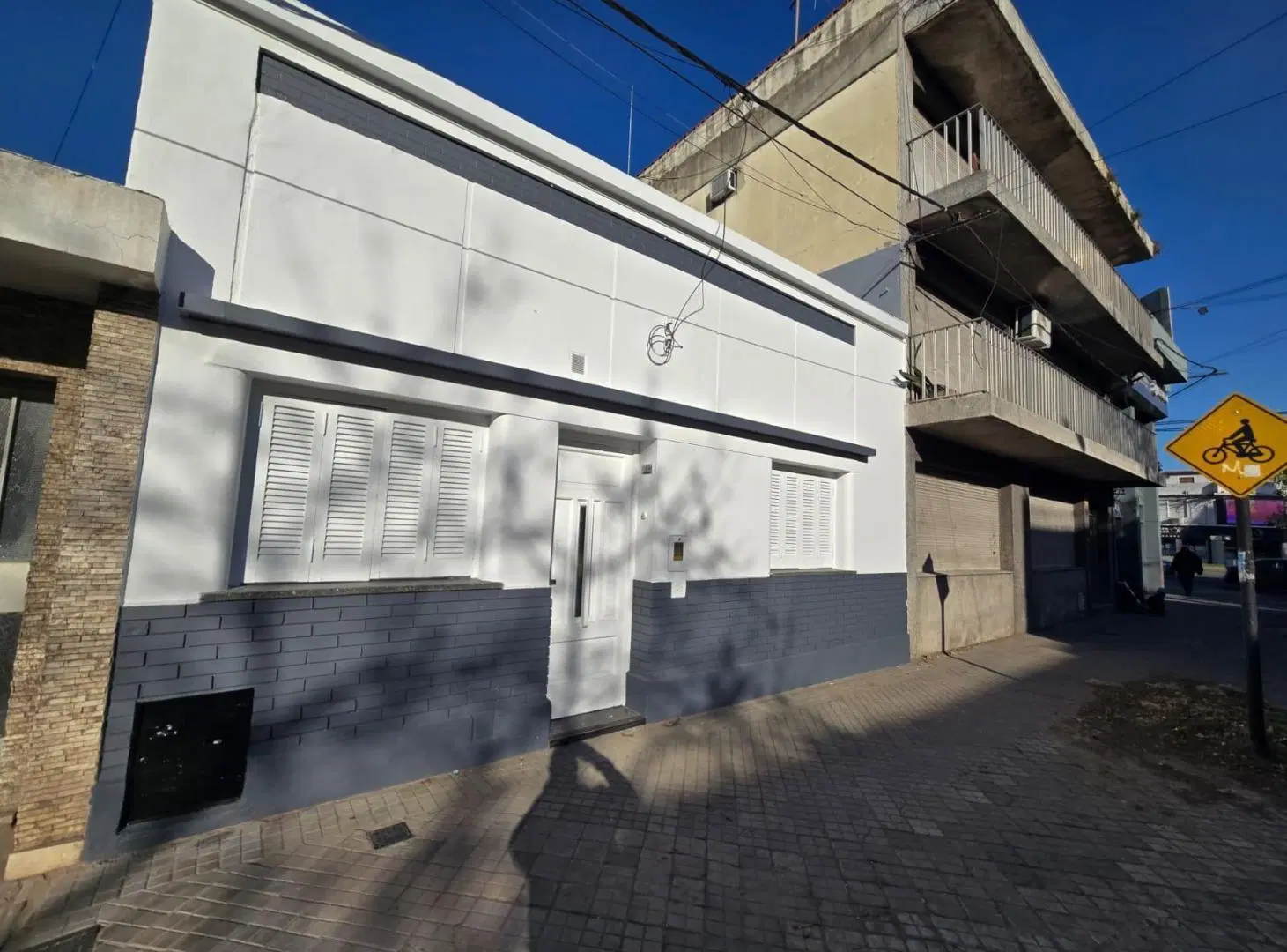 Alquiler casa barrio Echesortu Rosario dos habitaciones con patio y terraza 3