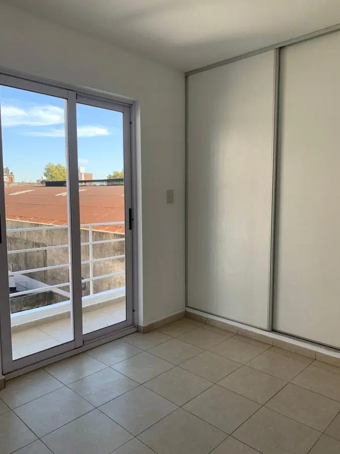 Alquiler Departamento Rosario 1 Dormitorio con balcón Barrio Echesortu 8