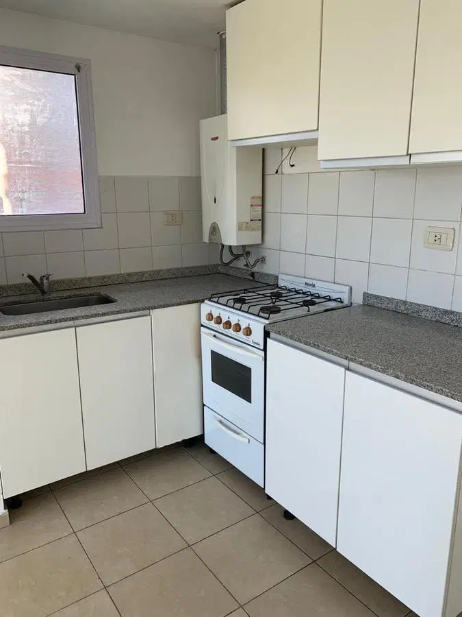 Alquiler Departamento Rosario 1 Dormitorio con balcón Barrio Echesortu 3