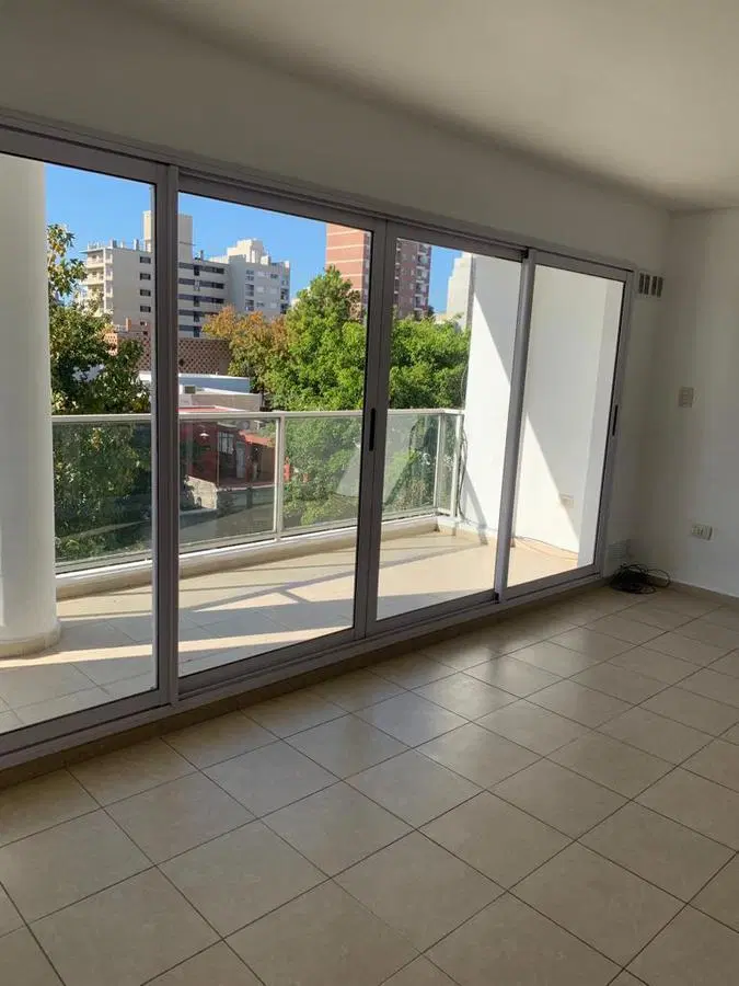 Alquiler Departamento Rosario 1 Dormitorio con balcón Barrio Echesortu 4
