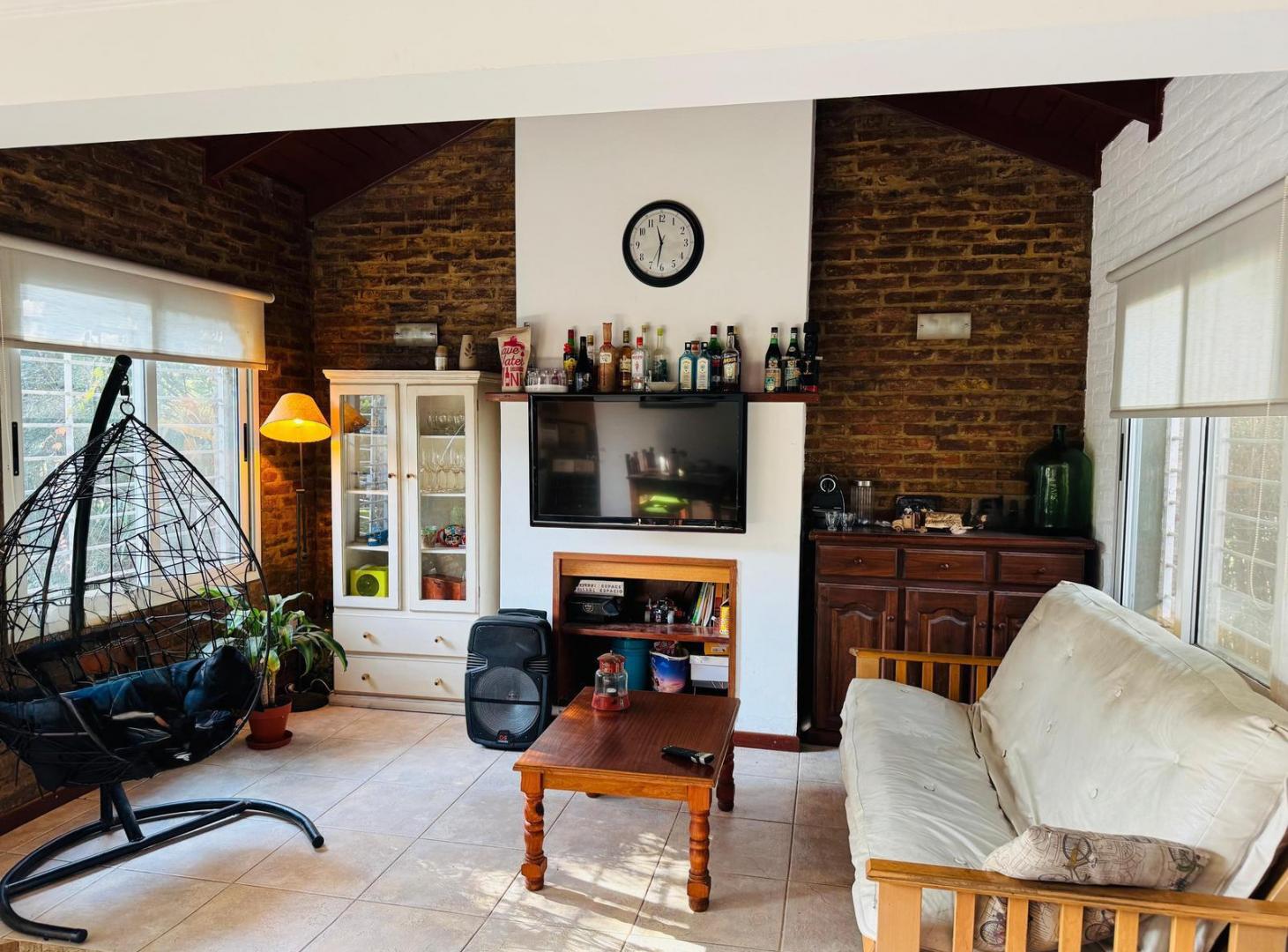 Venta Casa Rosario Fisherton con Cochera Jardin Impecable Apta Credito Bv. Argentino y Acevedo