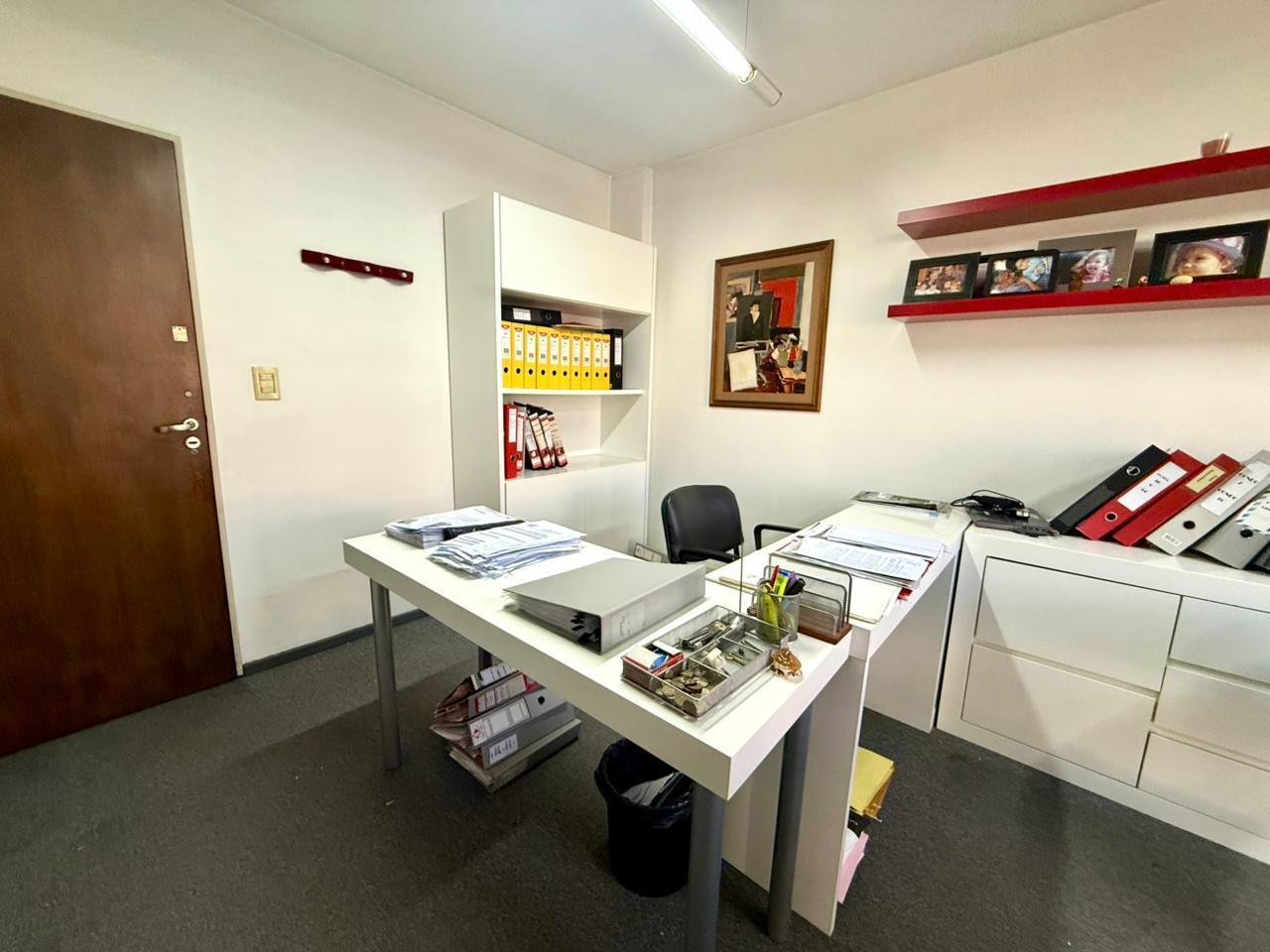Foto de Venta 2 Oficinas juntas en Rosario Centro. Santa Fe y Corrientes. Al, imagen 2