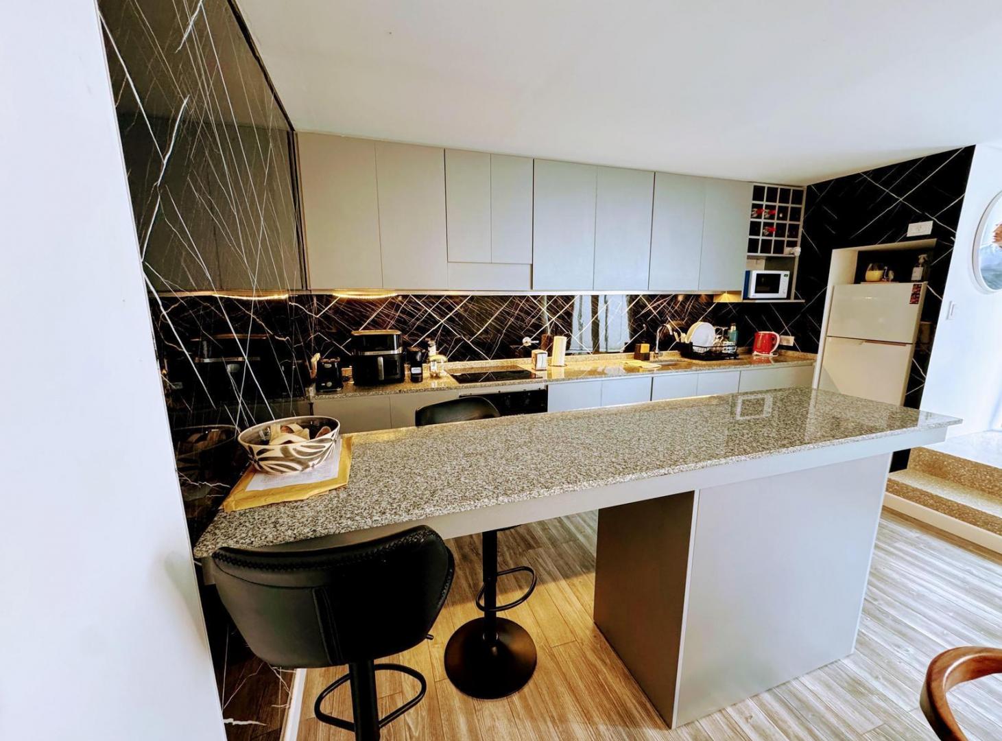Foto de Venta Casa Interna 2 dormitorios Patio Parrillero verde Moderna, imagen 5