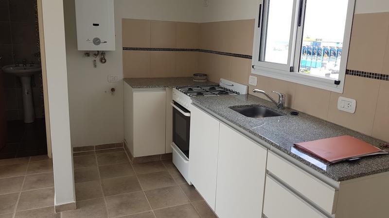 Foto de Alquiler Departamento Rosario 1 Dormitorio con balcón al frente, imagen 4