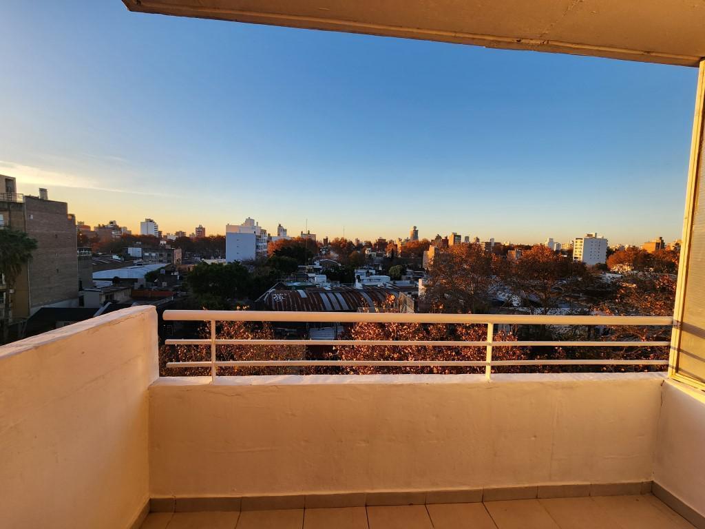Foto de Alquiler departamento monoambiente Rosario Echesortu con amplio balcón, imagen 5
