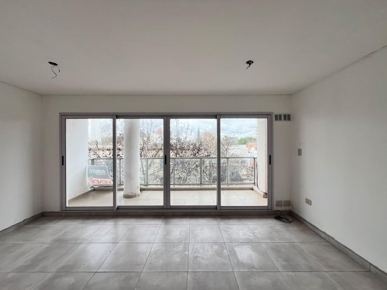 Foto de Alquiler Departamento Rosario 1 Dormitorio con balcón Barrio Echesortu, imagen 3
