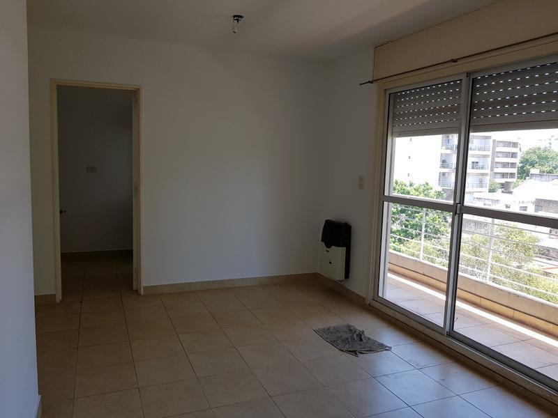 Foto de Alquiler Departamento Rosario 1 dormitorio Lourdes BALCON EXTERNO, imagen 2