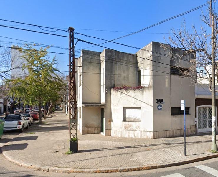 Foto de Venta Casa Esquina Comercial frente Hospital Privado de Rosario, imagen 2