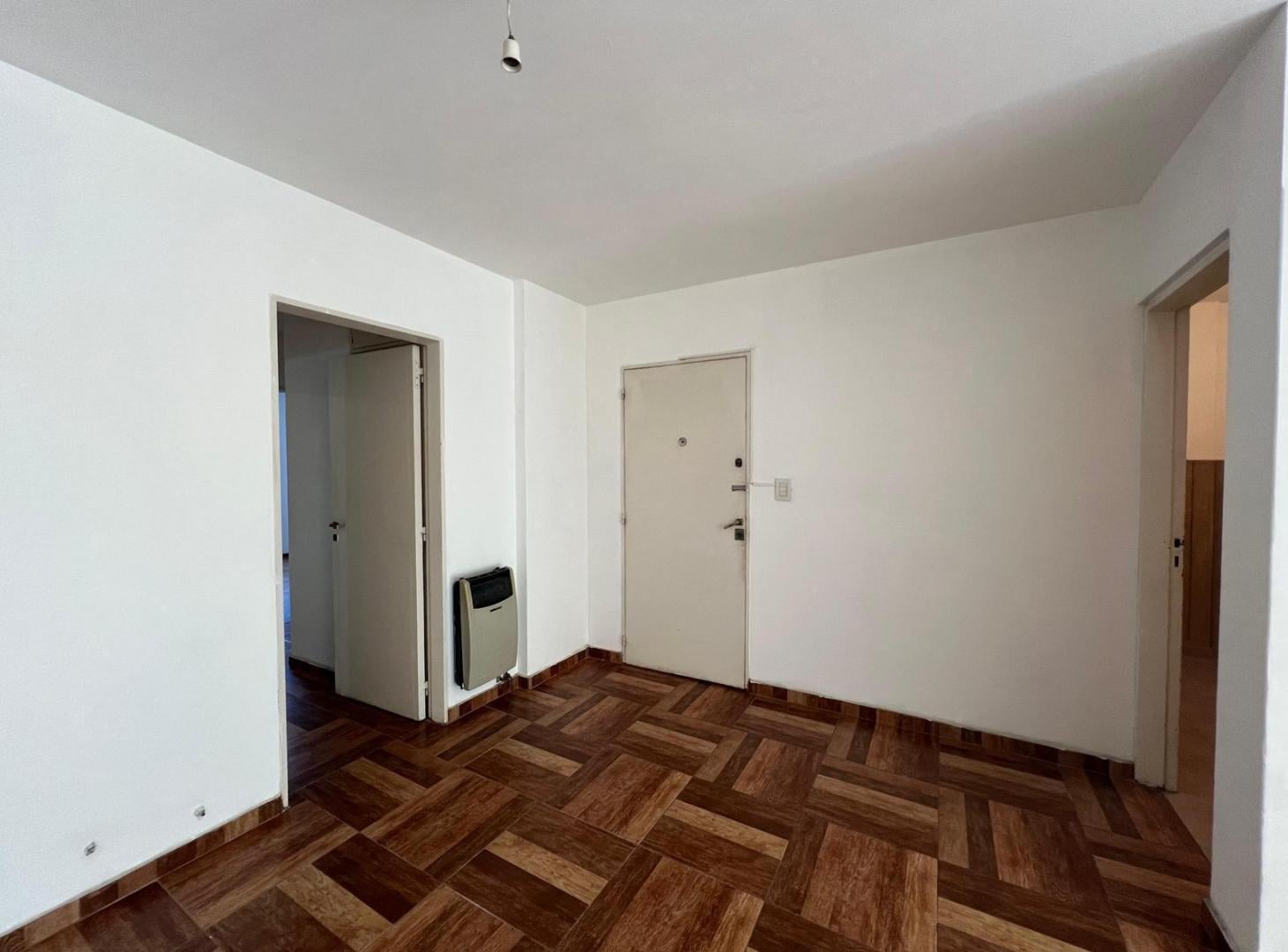 Foto de Venta departamento Rosario 2 dormitorios con balcón Barrio Lourdes, imagen 2