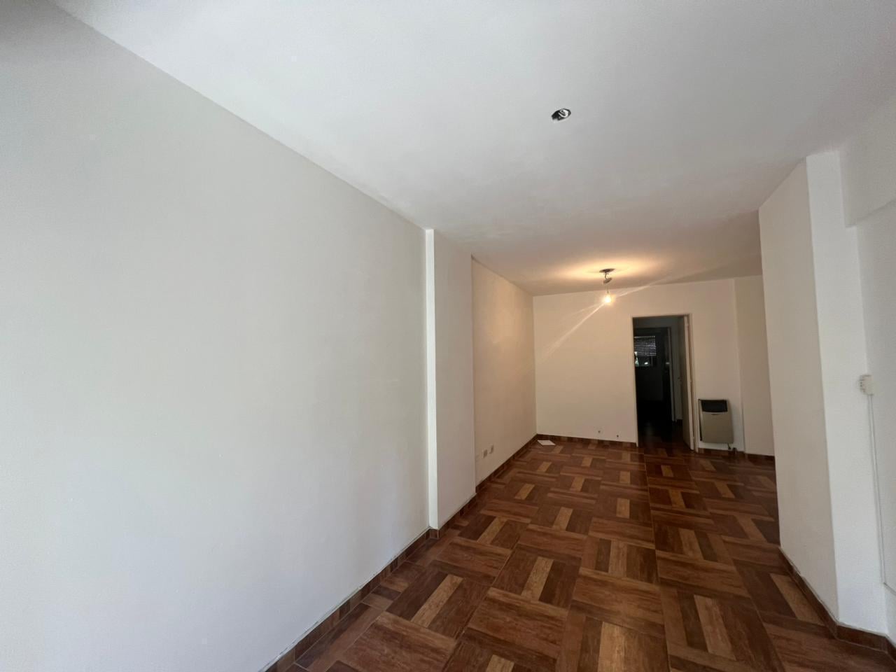 Foto de Venta departamento Rosario 2 dormitorios con balcón Barrio Lourdes, imagen 3