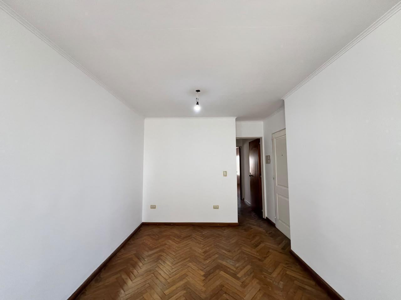 Foto de Alquiler Departamento Rosario 1 dormitorio Macrocentro vestidor, imagen 1