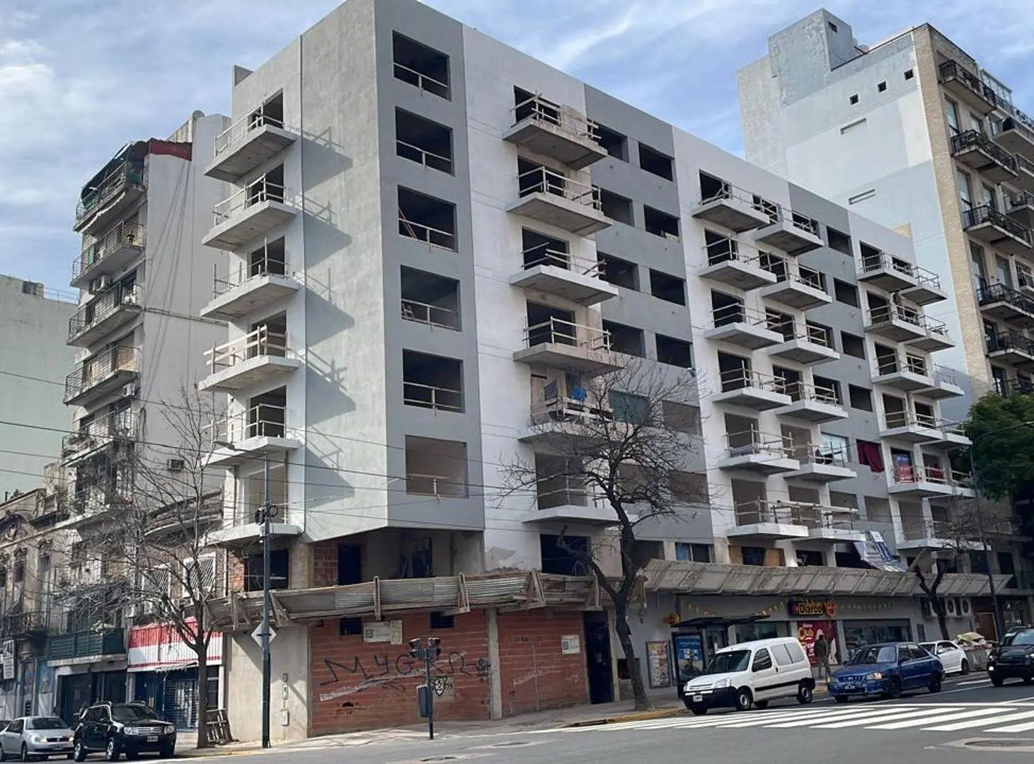 VENTA MONOAM Y 2 AMB  SAN TELMO ENTREGA AGOSTO 26 3